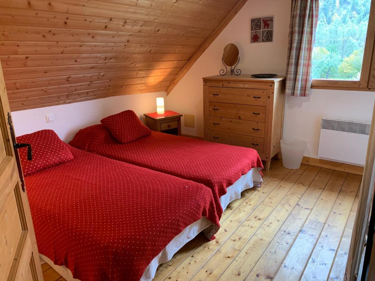 Ferme Noemie Villa Le Bourg-d'Oisans Luaran gambar