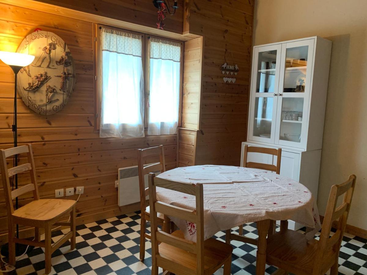 Ferme Noemie Villa Le Bourg-d'Oisans Luaran gambar