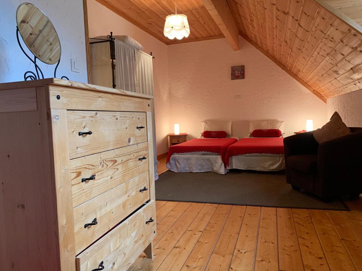 Ferme Noemie Villa Le Bourg-d'Oisans Luaran gambar
